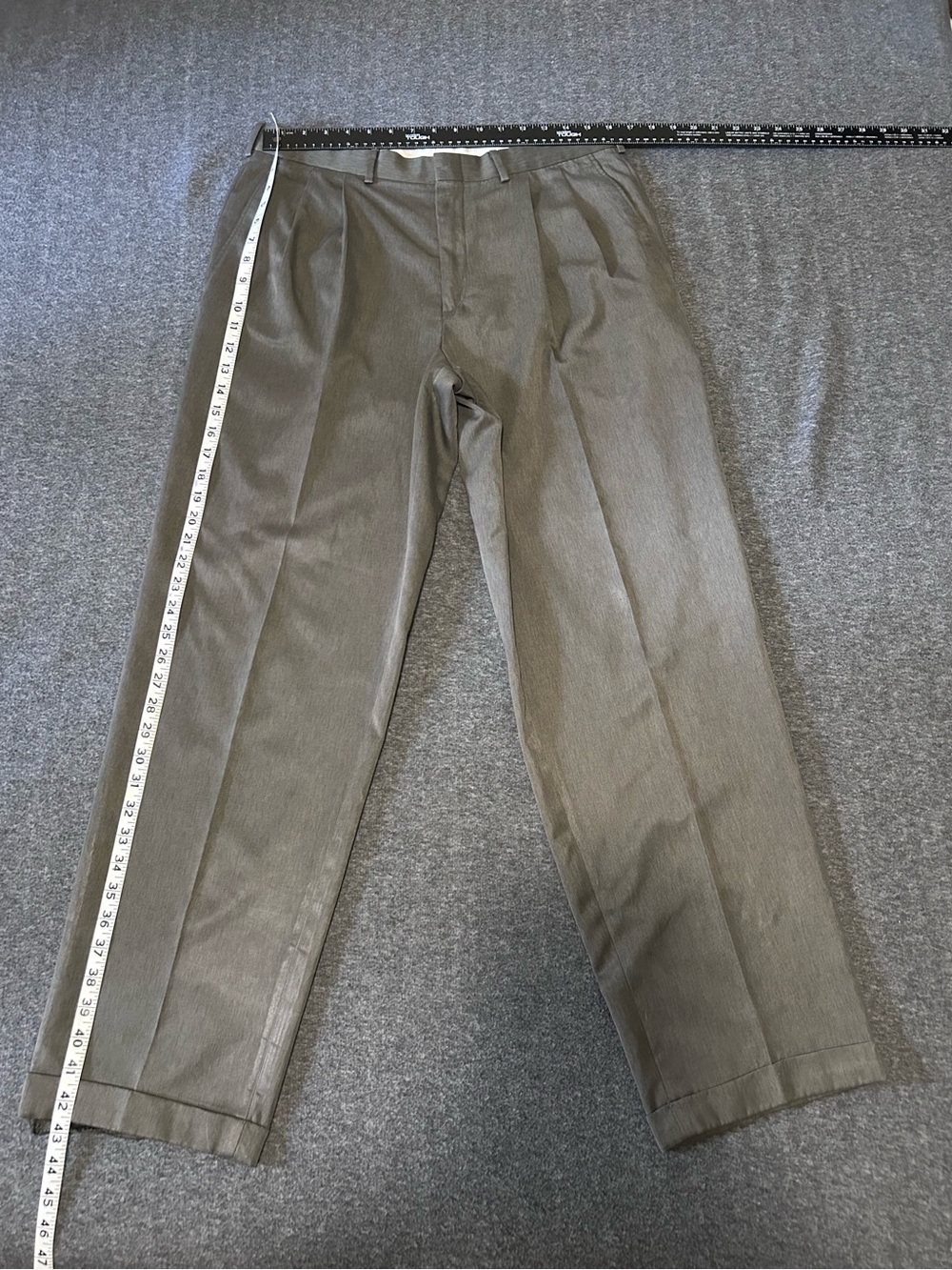 Farah Mens 34x32 Gray Pleated Front Cuffed Hem Dress Pants Trousers - Picture 7 of 8